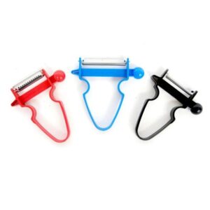 Magic Trio Peeler 3 colors black blue red