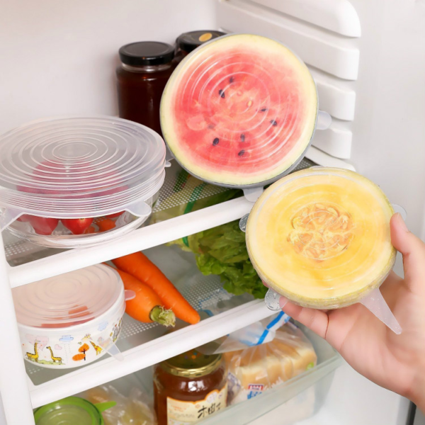 Reusable silicone stretch lid keeps fruits fresh in fridge